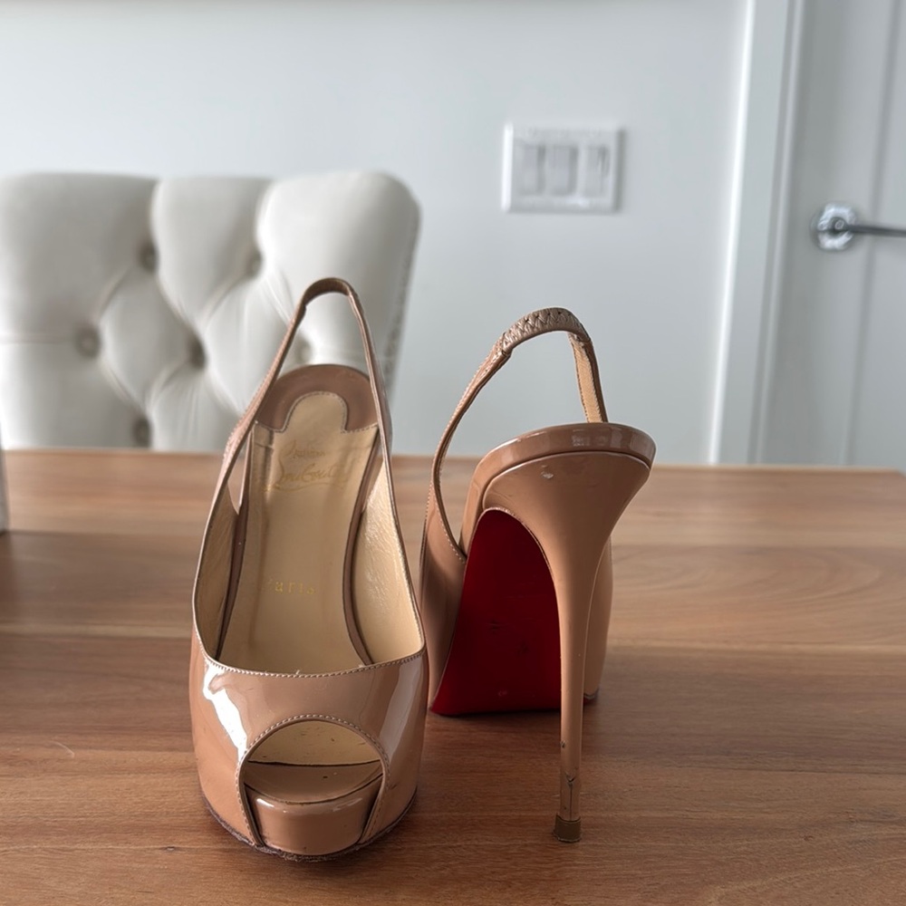 Christian Louboutin Slingback Peep toes